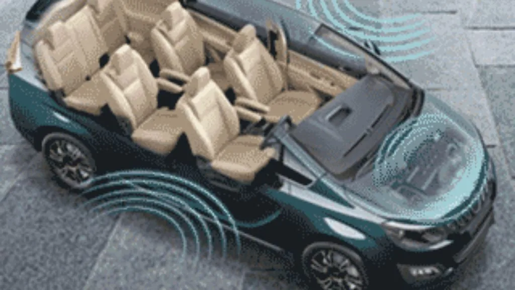 8 Seater Mahindra Marazzo Price List